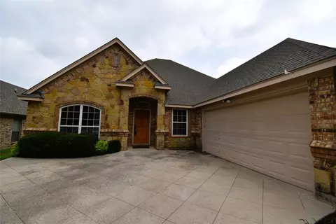 108 Firestone Dr, Willow Park, TX 76008