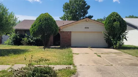 1506 Roundrock Trl, Mesquite, TX 75149