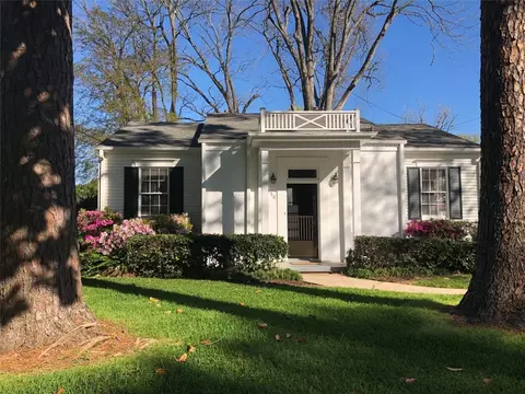 250 Carrollton Ave, Shreveport, LA 71105