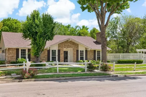 1818 Timbercreek Dr, Garland, TX 75042