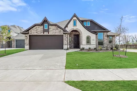 232 Shawnee Trl, Alvarado, TX 76009