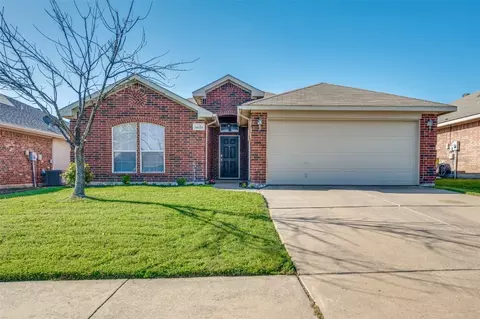 9637 Linton Dr, Fort Worth, TX 76108