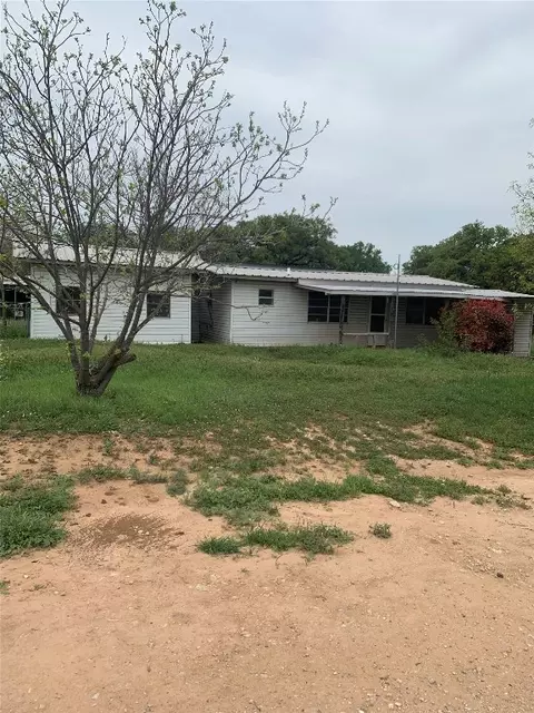 Exterior - 106 Ray Barnes Dr, Bangs, TX 76823 photo 1 of 10