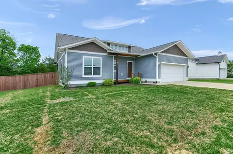 150 Willow Tree Ln, Pottsboro, TX 75076