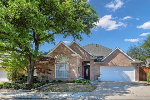 910 Lake Point Cir, Mckinney, TX 75072