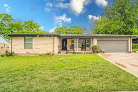 3315 Tooms St, Dallas, TX 75227