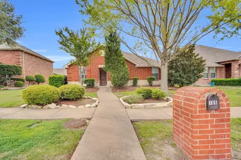 105 Sycamore Cir, Red Oak, TX 75154
