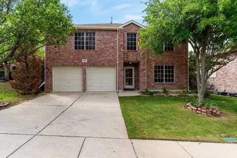 8312 Rocky Ct, Fort Worth, TX 76123