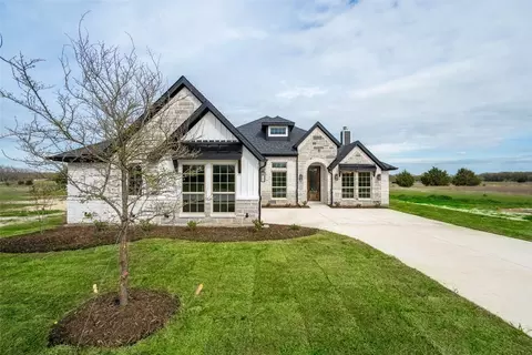 3563 Meadow View Ln, Greenville, TX 75402