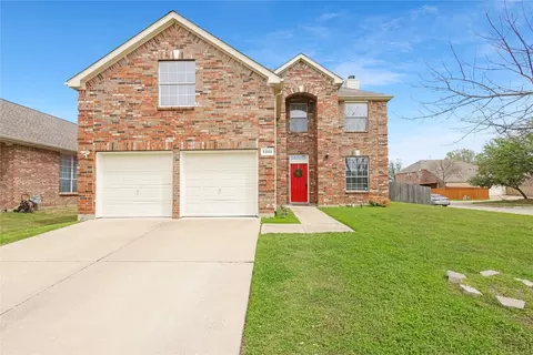 5328 Lake Gardens Dr, Grand Prairie, TX 75052