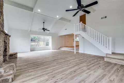 604 Dallas Dr, Roanoke, TX 76262