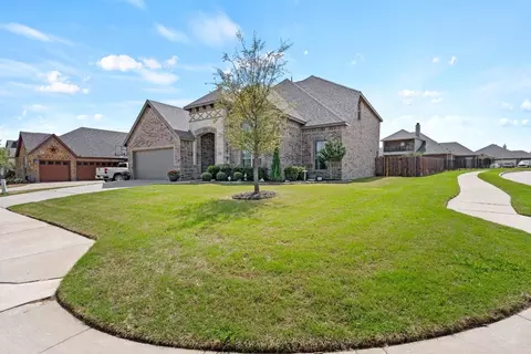445 Hudson Ln, Burleson, TX 76028