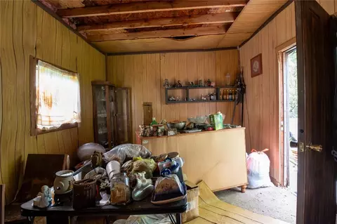 Kitchen - 404 E Walnut St, Whitewright, TX 75491 photo 5 of 5