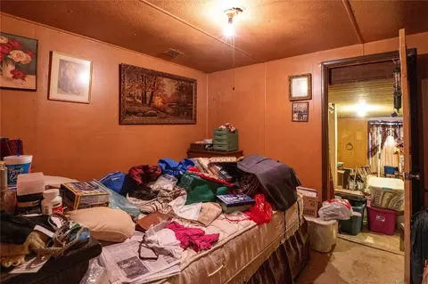 Bedroom - 404 E Walnut St, Whitewright, TX 75491 photo 1 of 3