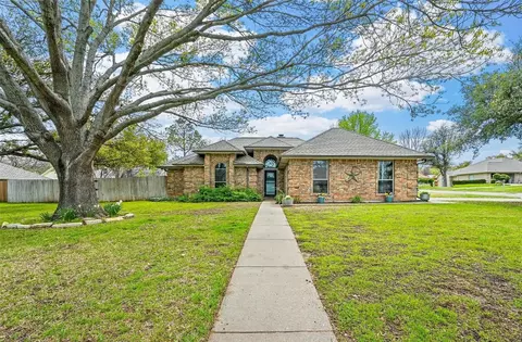 1916 Country Brook Dr, Weatherford, TX 76087