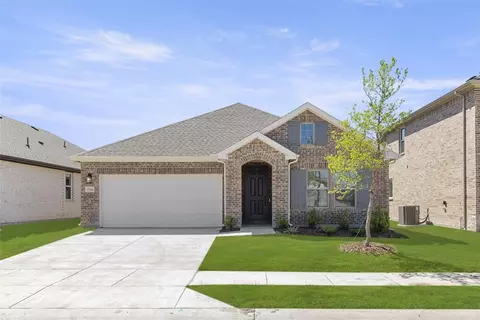 2106 Franklin Dr, Princeton, TX 75407