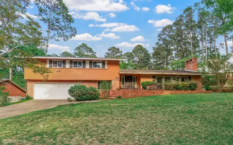 9231 Midvale Dr, Shreveport, LA 71118