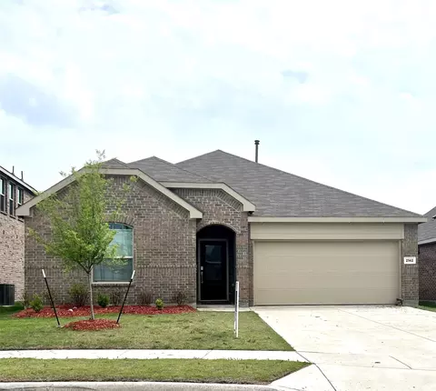 2142 Fimbry Dr, Royse City, TX 75189
