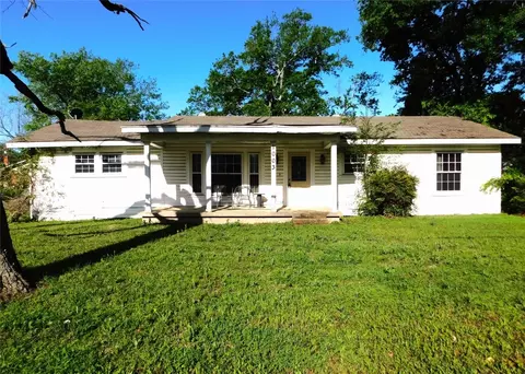 1003 N Spring St, Grand Saline, TX 75140