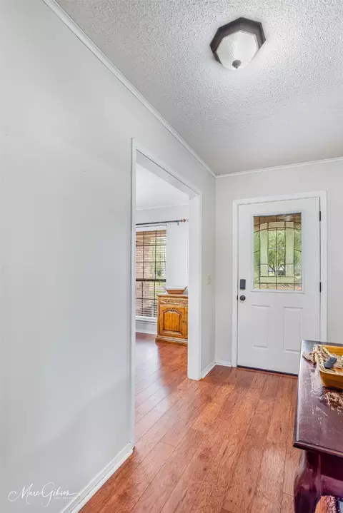 Entry Way - 551 Montgomery Dr, Springhill, LA 71075 photo 1 of 1