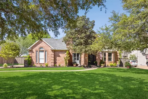 1060 Highland Oaks Dr, Southlake, TX 76092