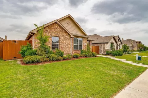 3014 Buckthorn St, Heartland, TX 75126