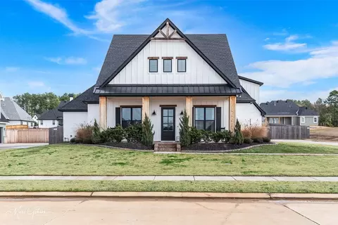 713 Breston Ln, Stonewall, LA 71078