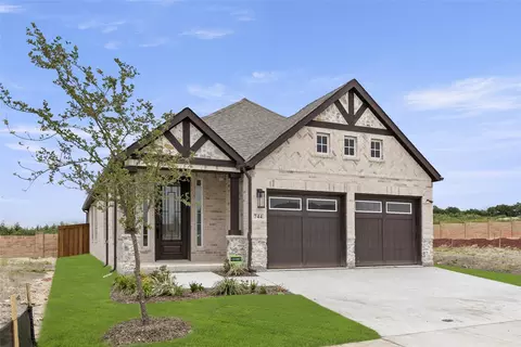 744 Wilderness Point Ln, Anna, TX 75409