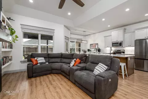 Living - 332 Bella Way, Abilene, TX 79602 photo 1 of 3