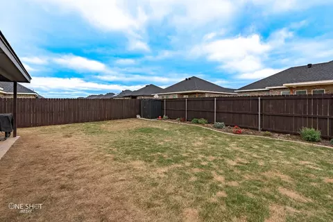 Exterior - 332 Bella Way, Abilene, TX 79602 photo 8 of 10