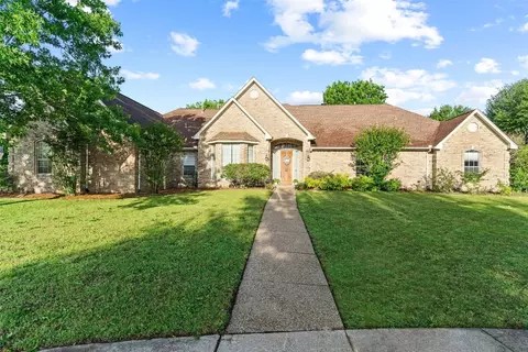 107 Longhorn Cir, Sunnyvale, TX 75182