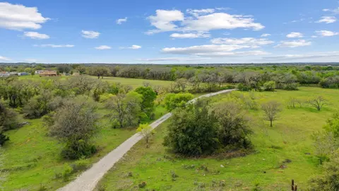 725 S Reno Rd S, Reno, TX 76082