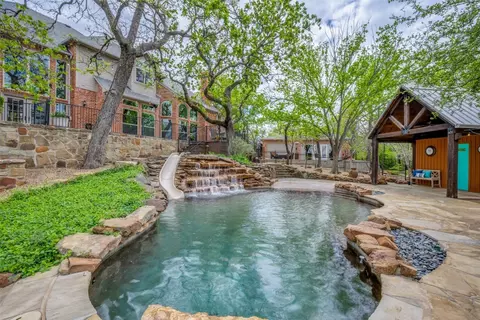 Exterior - 145 Eagles Nest Cir, Argyle, TX 76226 photo 9 of 13