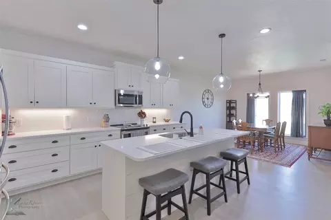 Kitchen - 226 Beechcraft, Abilene, TX 79602 photo 3 of 5