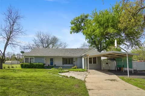 800 E Reynosa Ave, De Leon, TX 76444