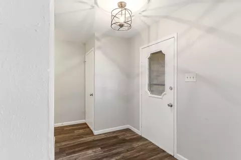 Entry Way - 511 Harrington Ln, Euless, TX 76039 photo 1 of 1
