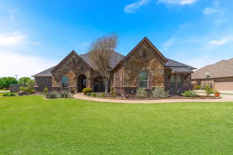 12901 Smokey Ranch Dr, Haslet, TX 76052