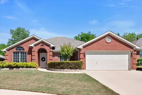 5740 Cutler Ln, Fort Worth, TX 76179