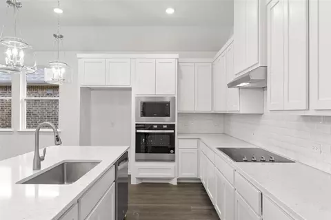 706 Declaration Dr, Princeton, TX 75407 photo 4
