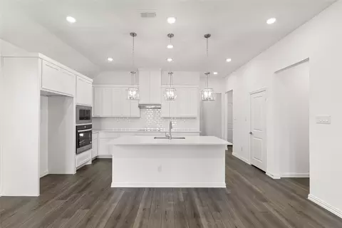 706 Declaration Dr, Princeton, TX 75407 photo 3