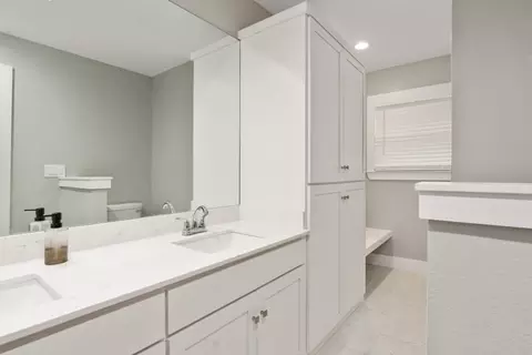 Bath - 111 Carson Rd, Mabank, TX 75156 photo 1 of 4