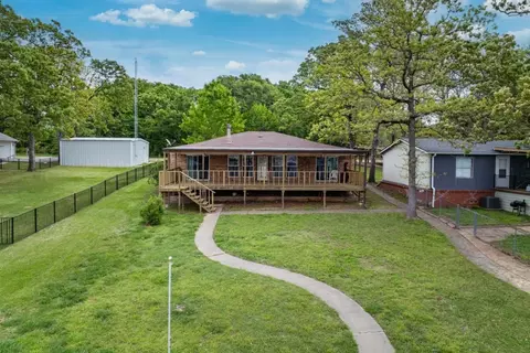 Exterior - 111 Carson Rd, Mabank, TX 75156 photo 4 of 5