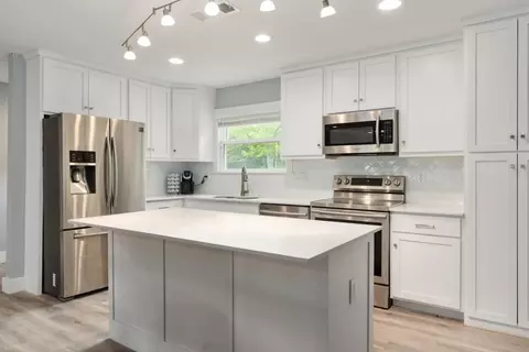 Kitchen - 111 Carson Rd, Mabank, TX 75156 photo 1 of 4