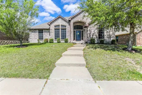 720 Glenhurst Dr, Rockwall, TX 75032