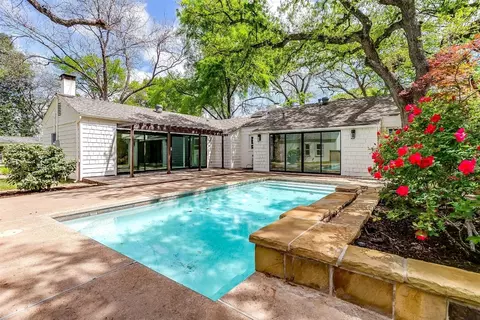 615 Eastwood Ave, Fort Worth, TX 76107