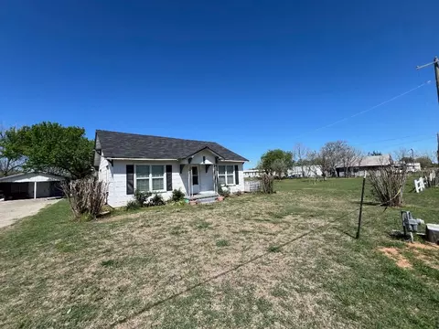 415 N Oak St, Archer City, TX 76351