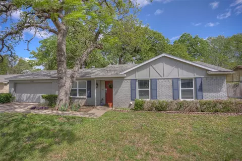 1205 Hallmark Dr, Arlington, TX 76011