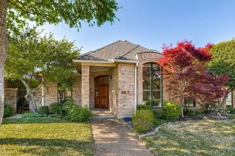 5924 Still Forest Dr, Dallas, TX 75252