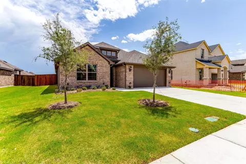 850 Rosebud Trl, Ferris, TX 75125
