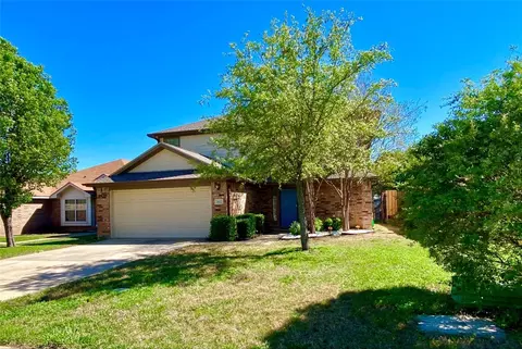 3402 Columbus St, Gainesville, TX 76240